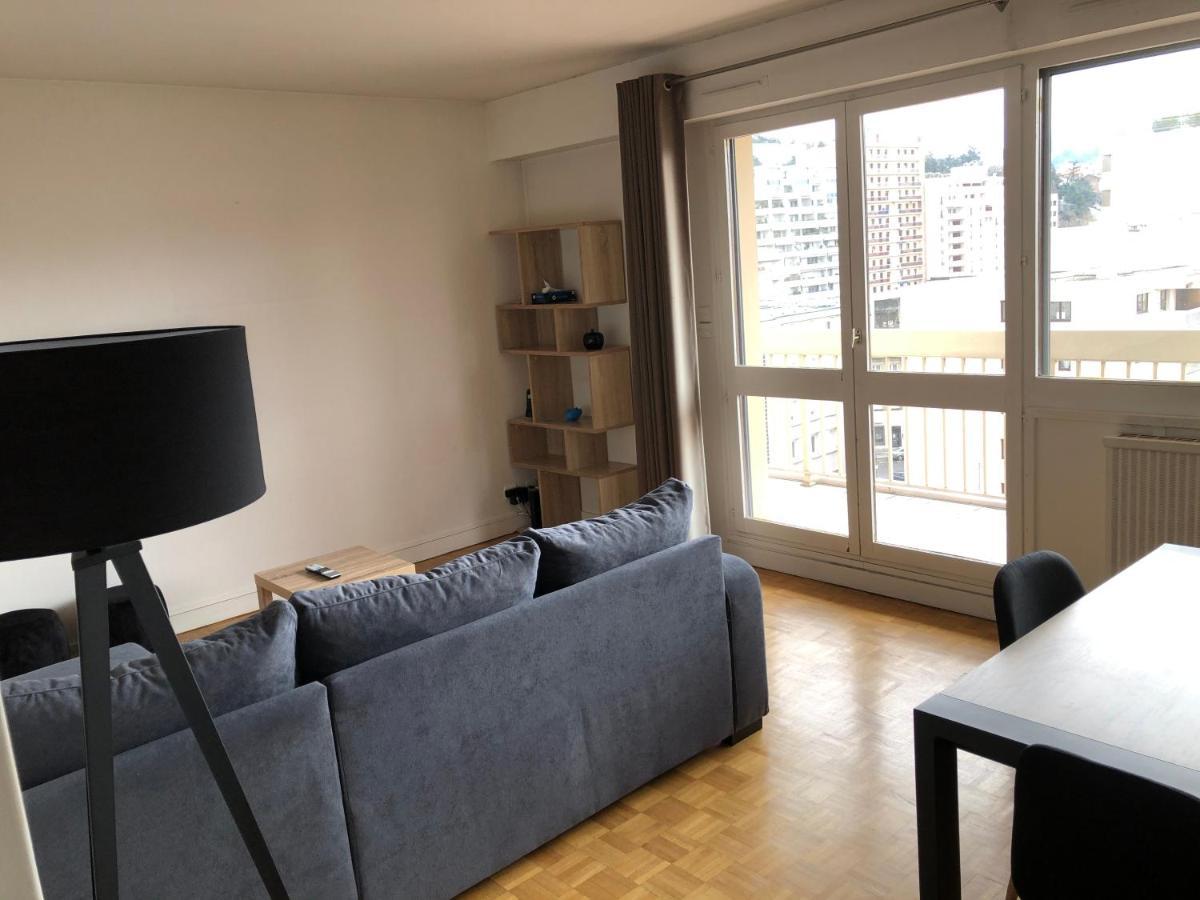 Appartement Hyper Centre Avec Garage Saint-Etienne  Exterior foto