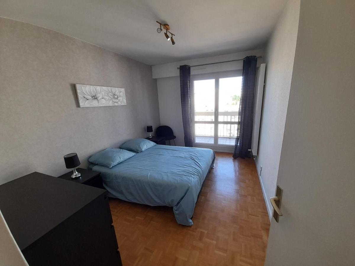 Appartement Hyper Centre Avec Garage Saint-Etienne  Exterior foto